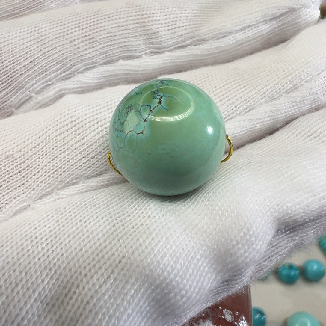 绿松石配饰未镶嵌