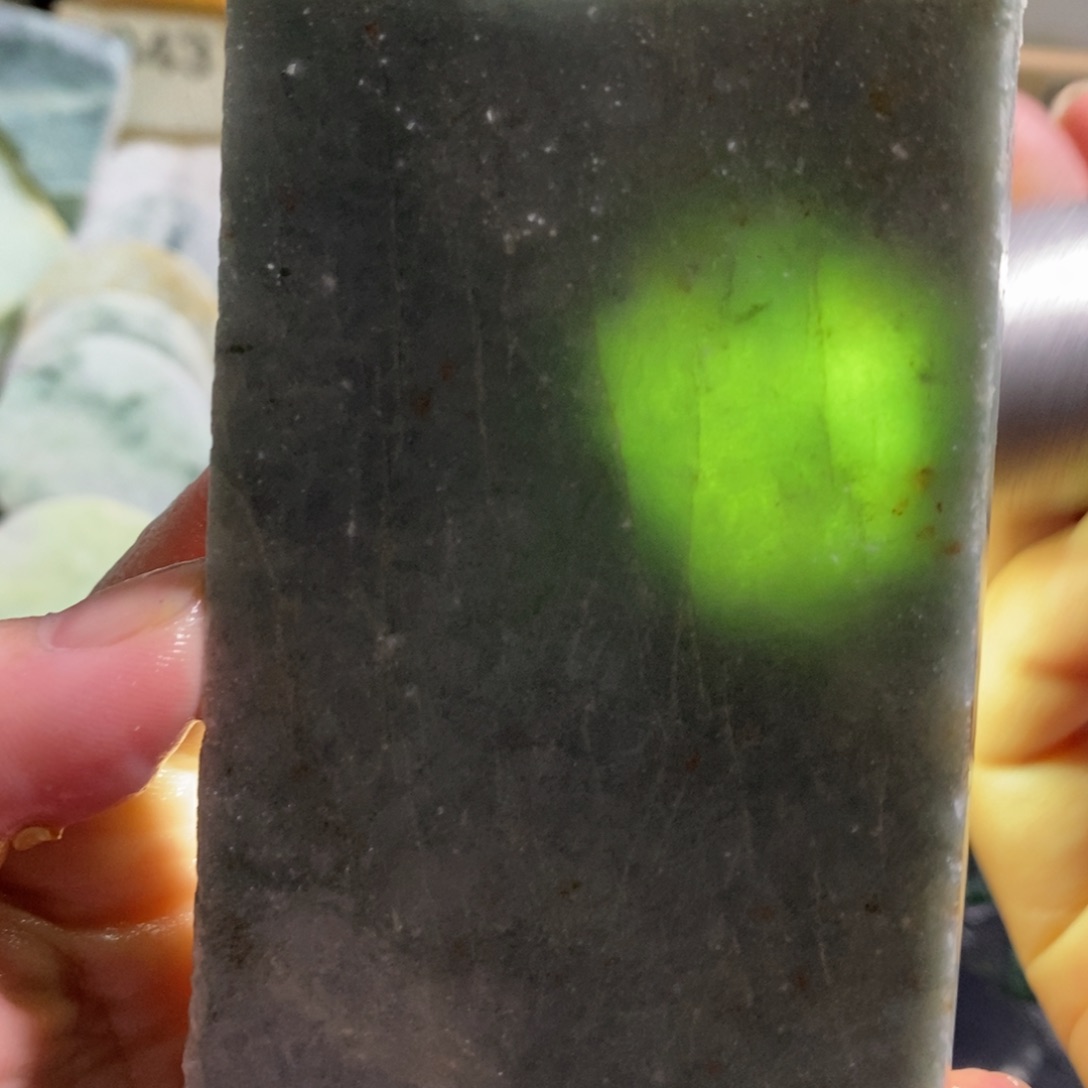 颈饰未镶嵌翡翠天然翡翠