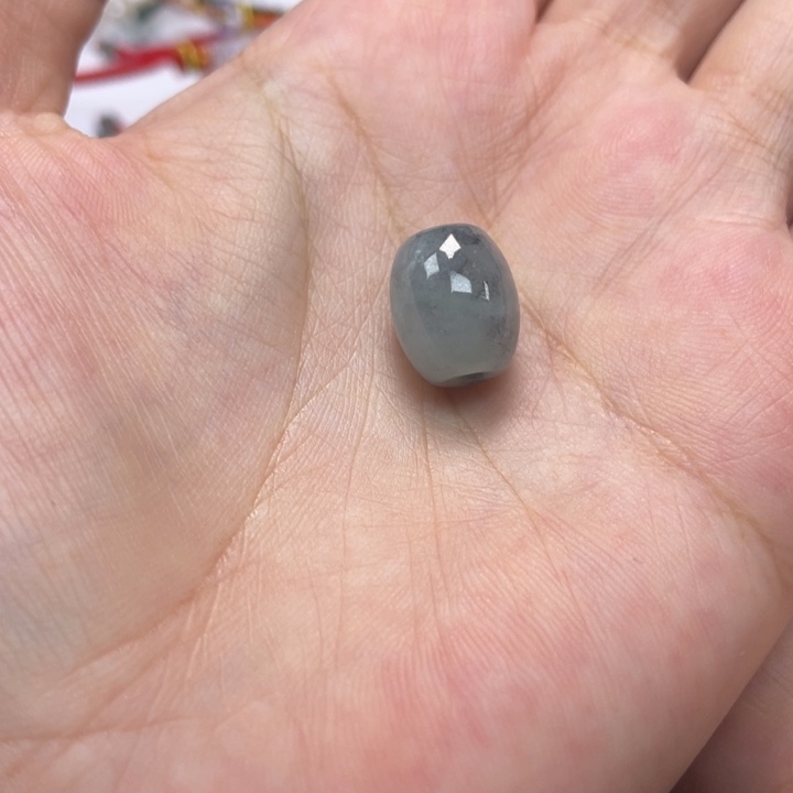 樱***林未镶嵌手绳翡翠69999999