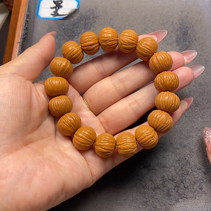 猴头核桃吊坠菩提