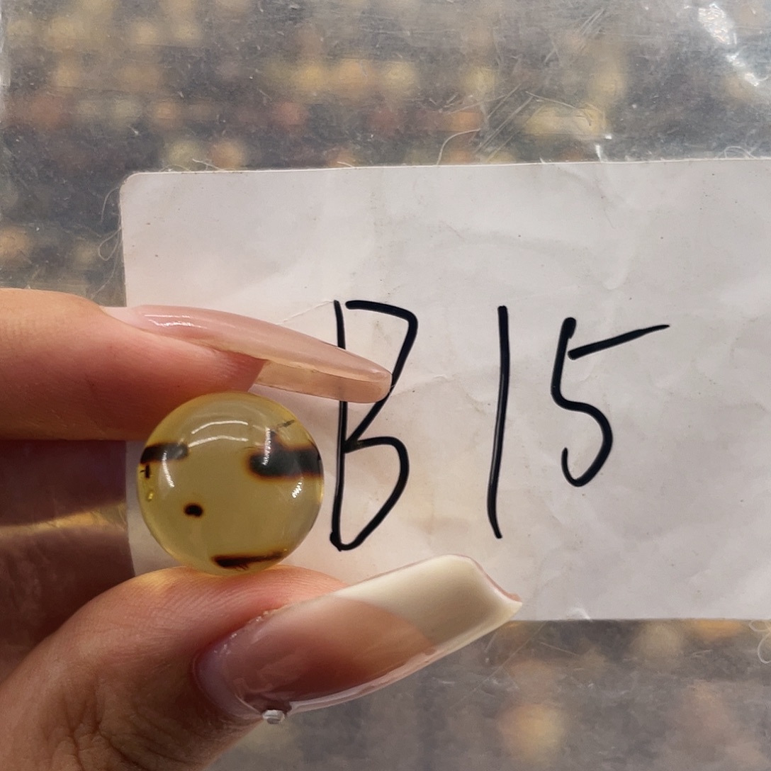 琥珀未镶嵌裸石14.8福利