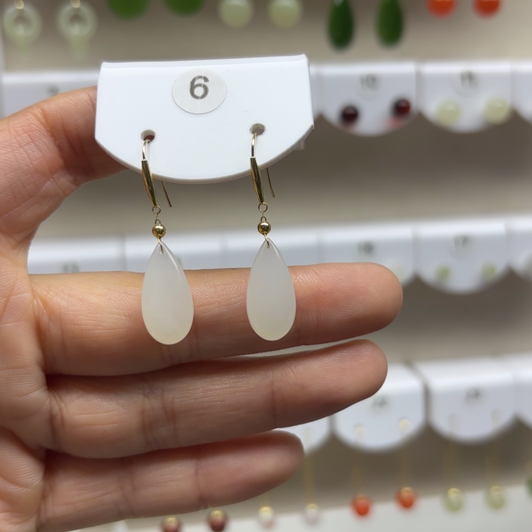 和田玉18K金镶嵌耳饰