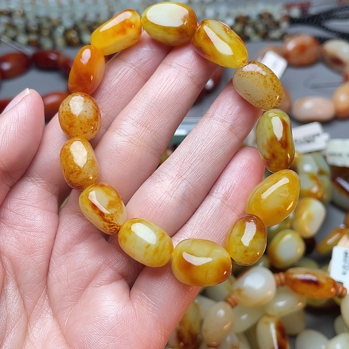 和田玉未镶嵌手链