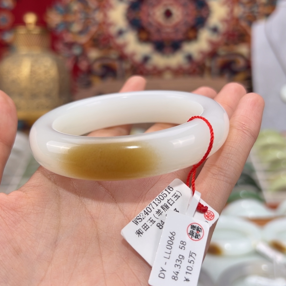 和田玉未镶嵌手镯优雅羊脂白玉手镯 和田玉一口糖