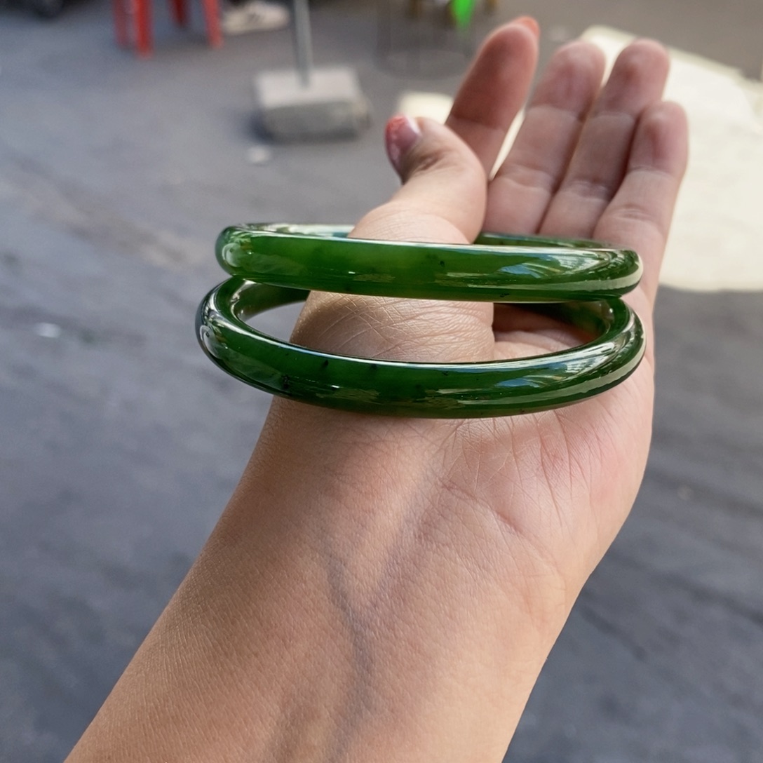 和田玉未镶嵌手镯多样性发货 拍一发一