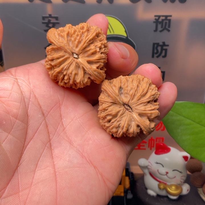 l***r文玩核桃吊坠南疆石39全品