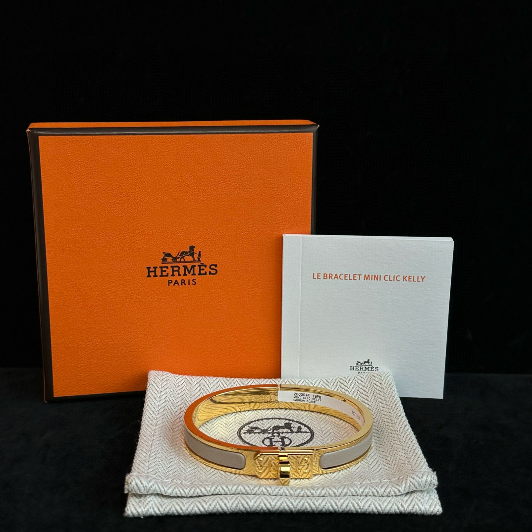 95新 Hermes/爱马仕 灰金 Clic Kelly珐琅手镯19PM码 09269