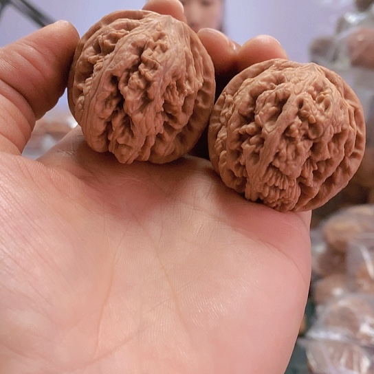 【闪购商品】把件文玩核桃40.5球粗筋