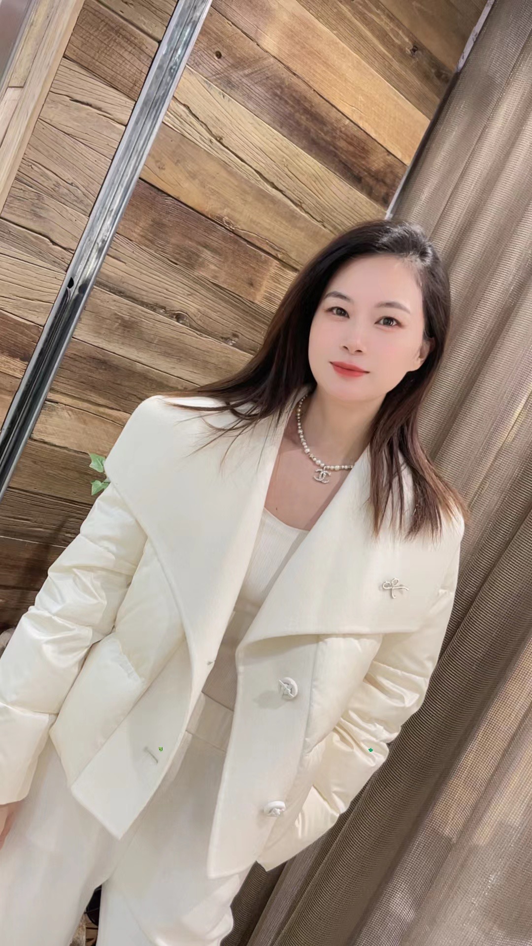 (述恩家）深圳货短款加绒加厚款翻领常规款上衣设计师设计感