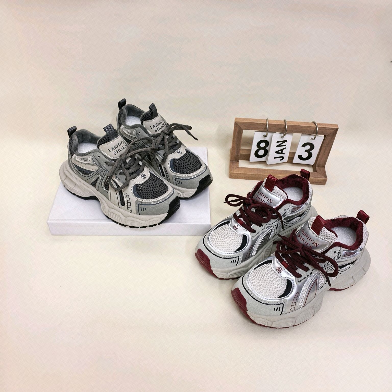 9582-1秋冬加绒新款小众设计款女鞋时尚休闲百搭潮流保暖女鞋学生