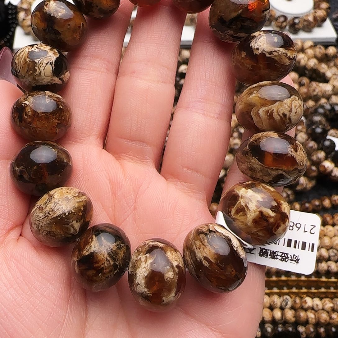 露***鹭琥珀未镶嵌手链抚顺琥珀