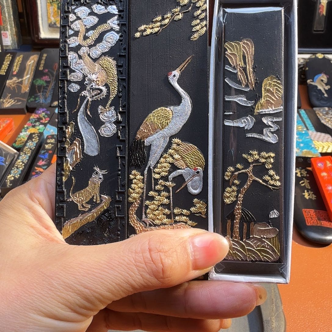 松鹤图龙吟黄山松烟胡开文