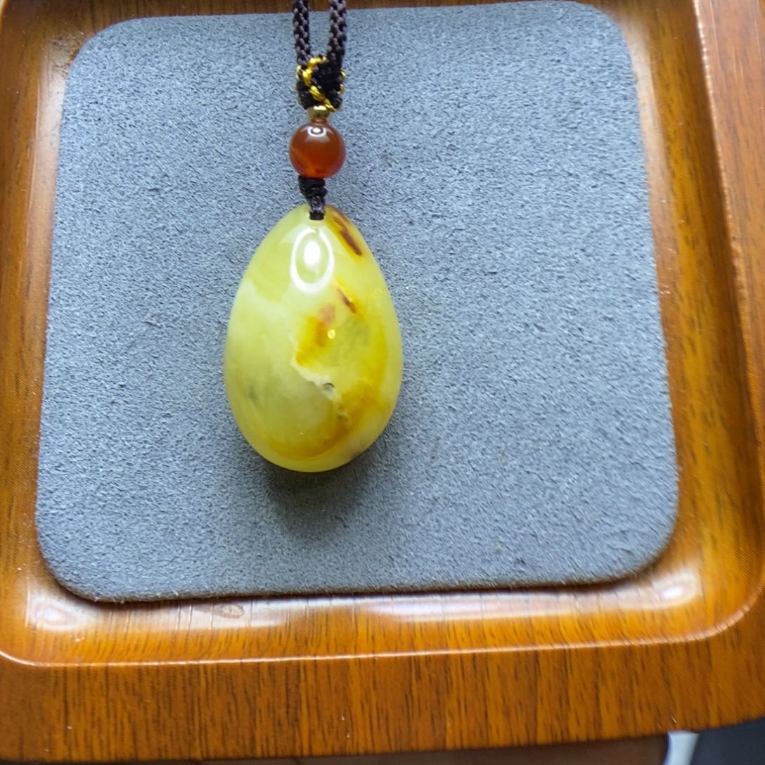 蜜蜡颈饰未镶嵌郎