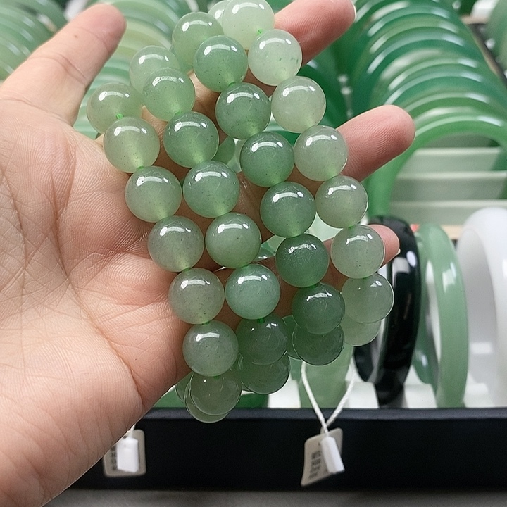 东陵石手镯未镶嵌