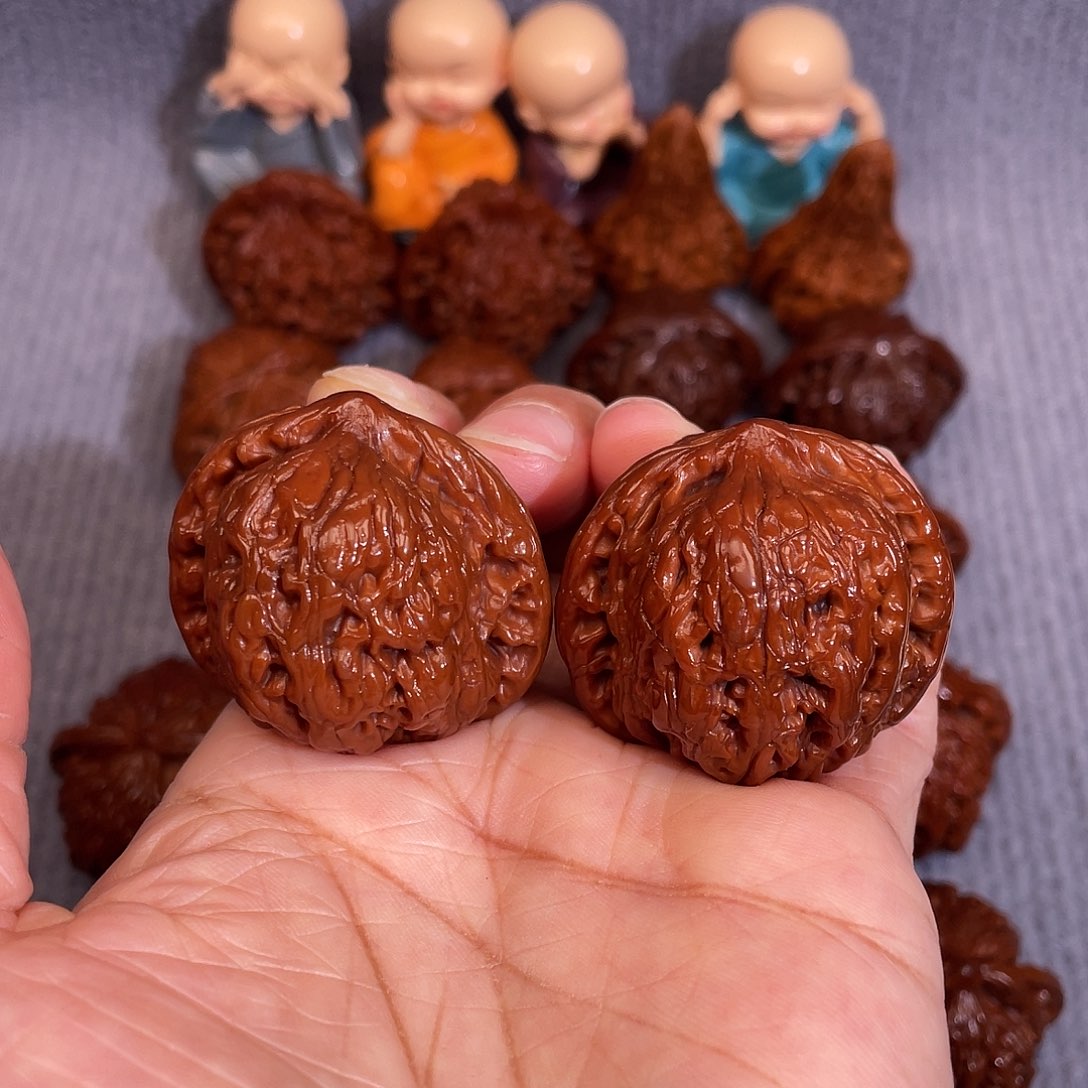 文玩核桃吊坠绣球39