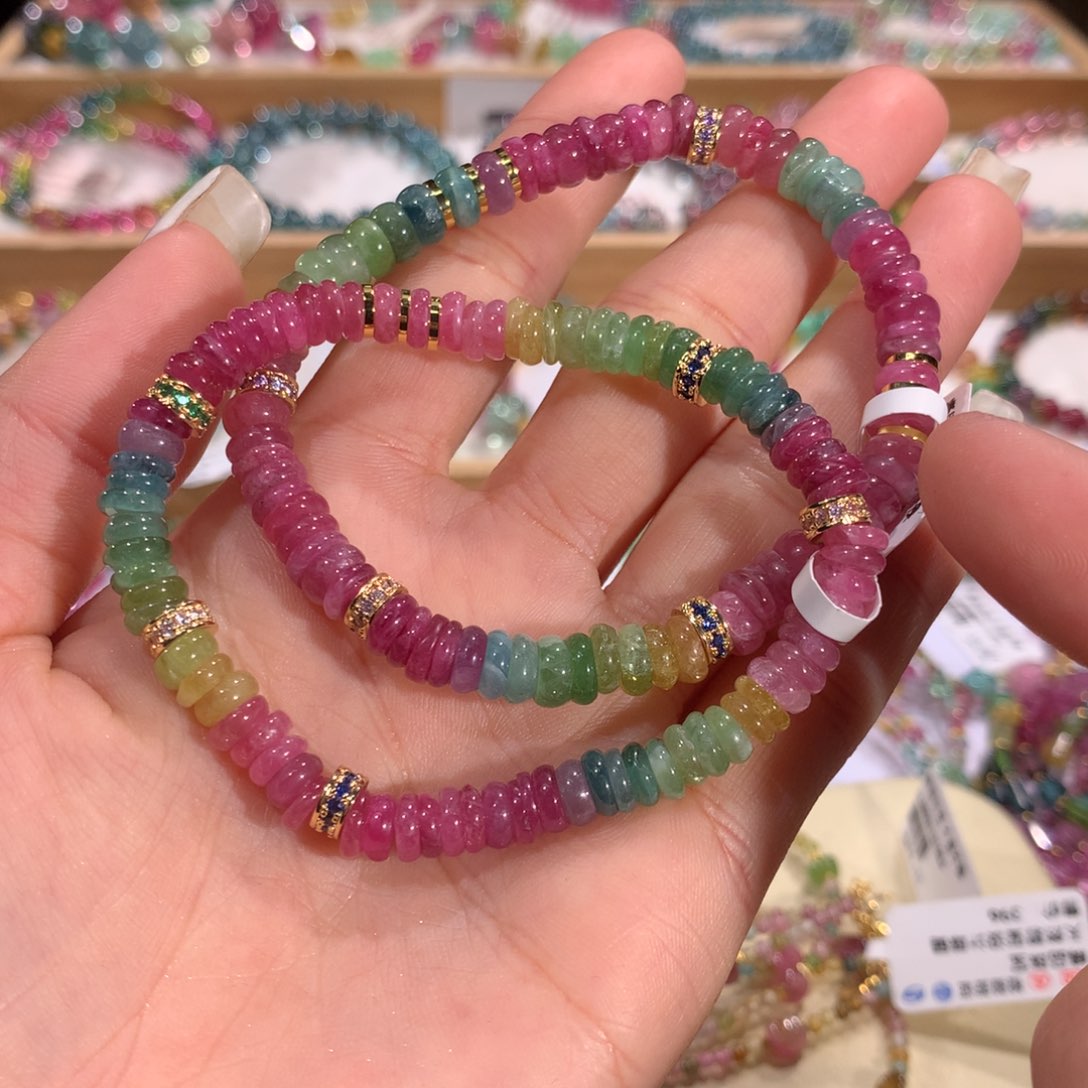 碧玺多样性发货一件未镶嵌