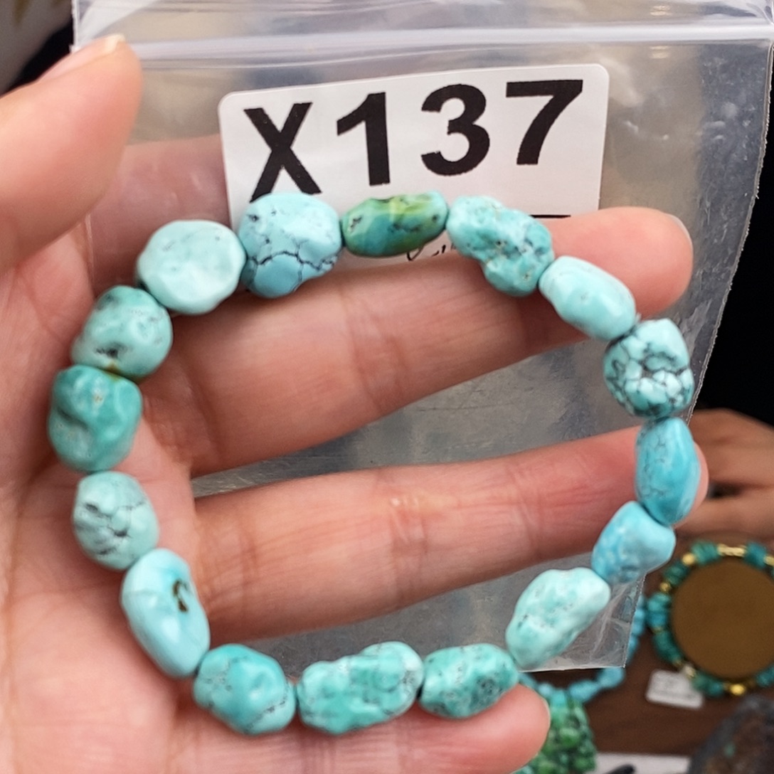 绿松石未镶嵌原矿