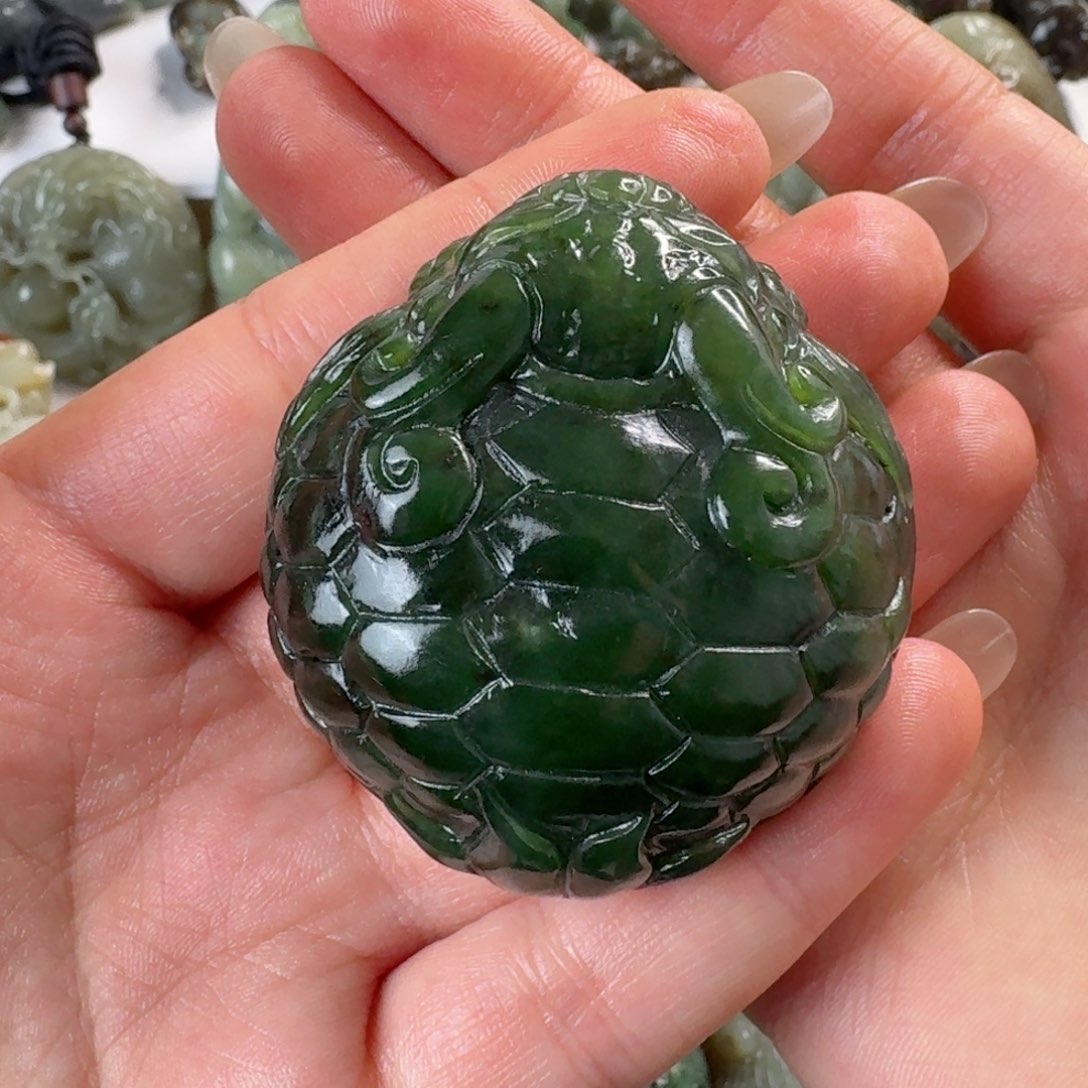 未镶嵌和田玉把件