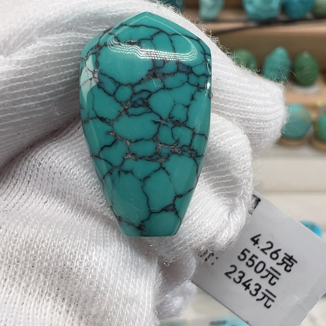 绿松石三通未镶嵌