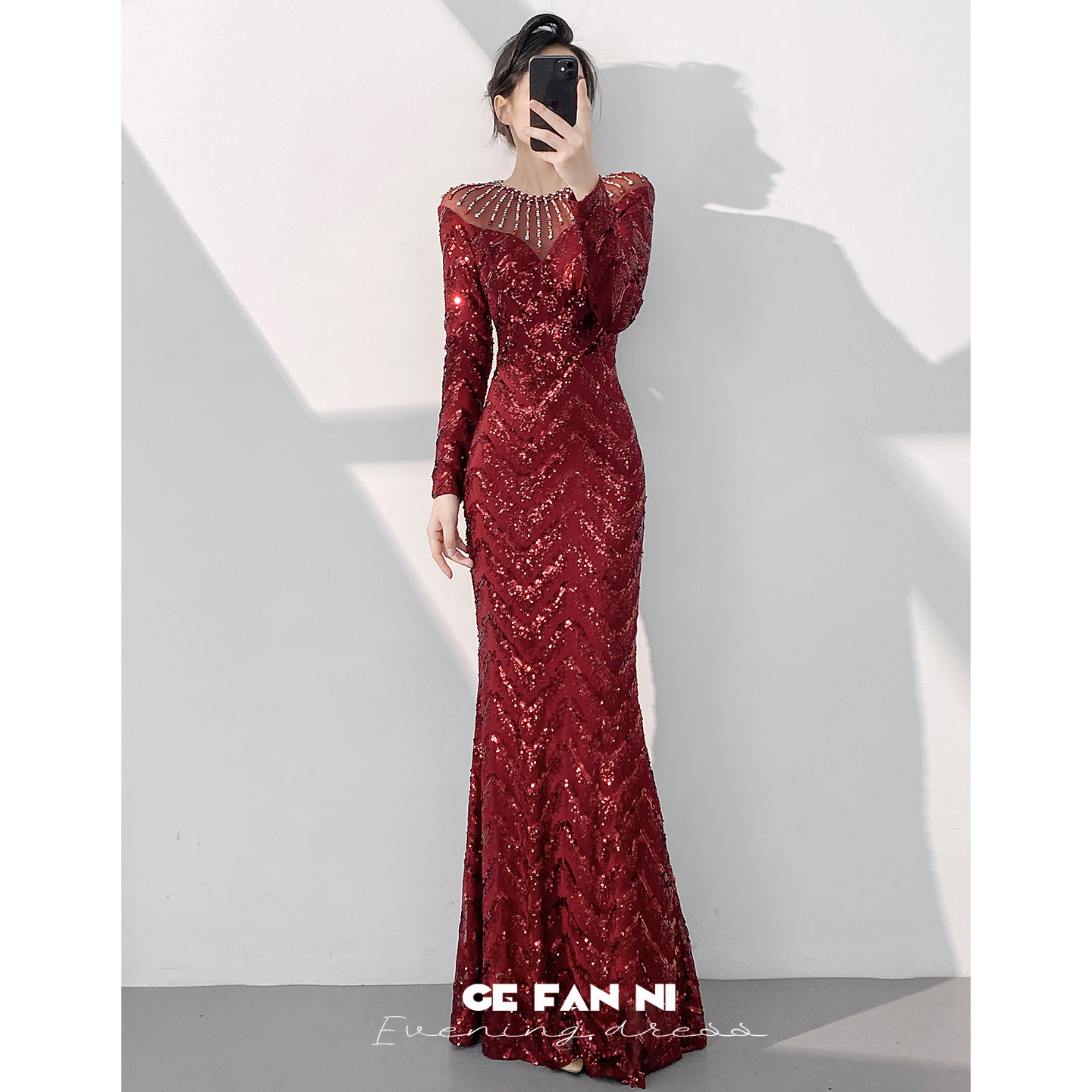 格梵妮高端晚礼服女2025新款高级感年会气质绝美主持人酒红色鱼尾