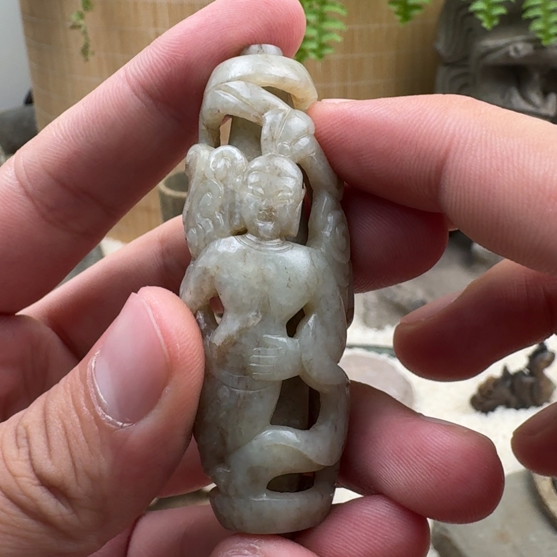 飞***哥和田玉未镶嵌颈饰