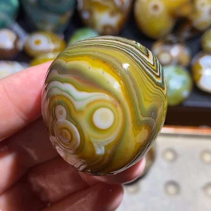 玛瑙/玉髓未镶嵌珠宝半成品