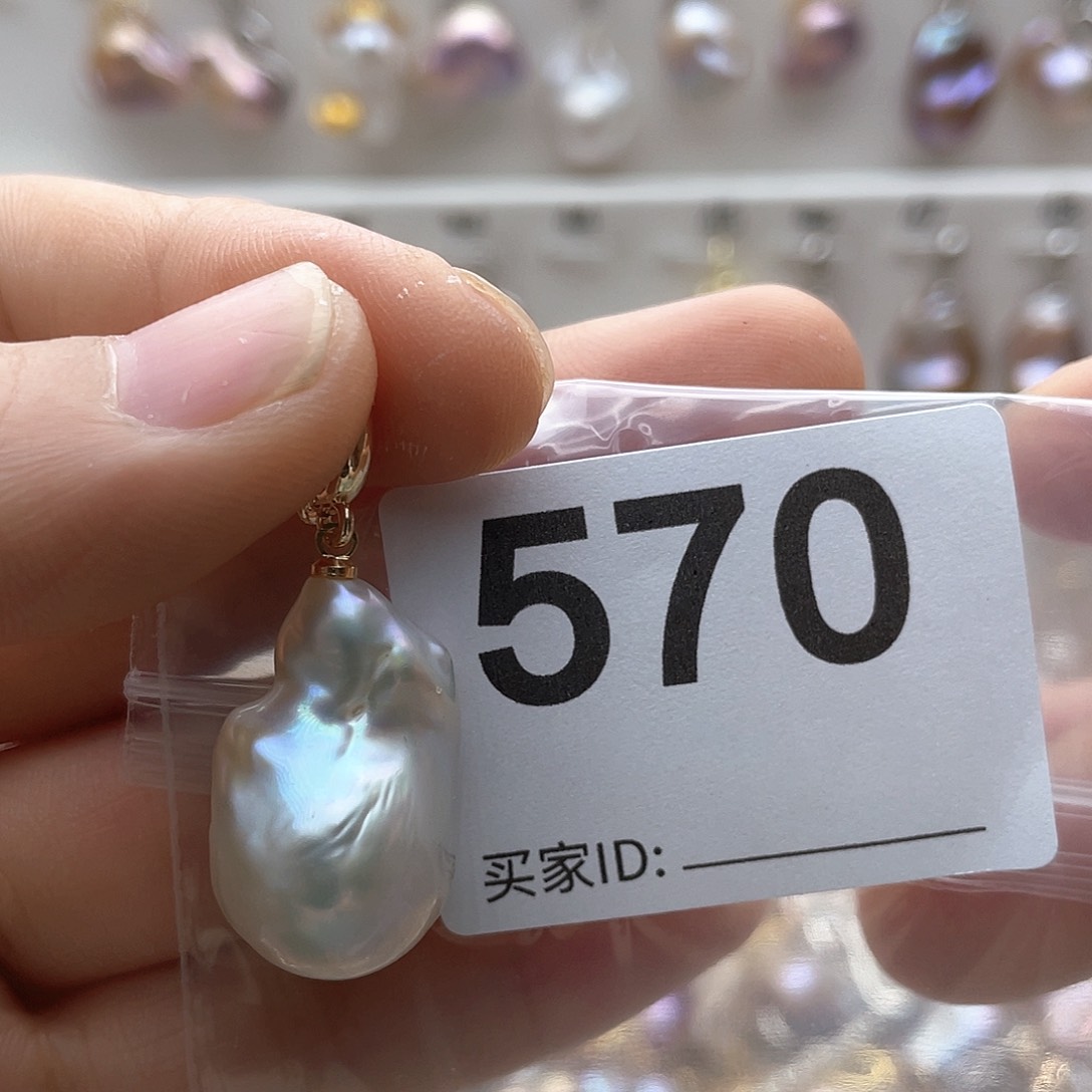 淡水珍珠14K金镶嵌颈饰