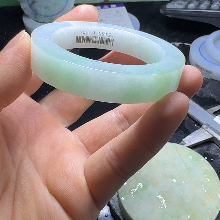 幸***8定制翡翠手镯未镶嵌