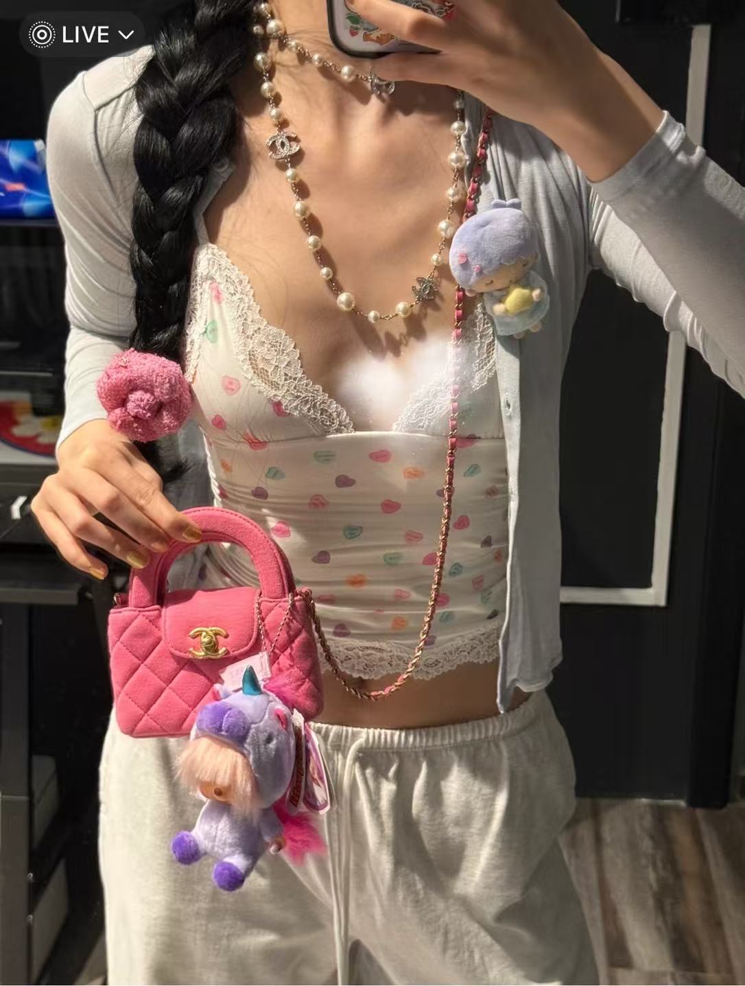95新 Chanel/香奈儿 展会外场！粉色nano kelly包