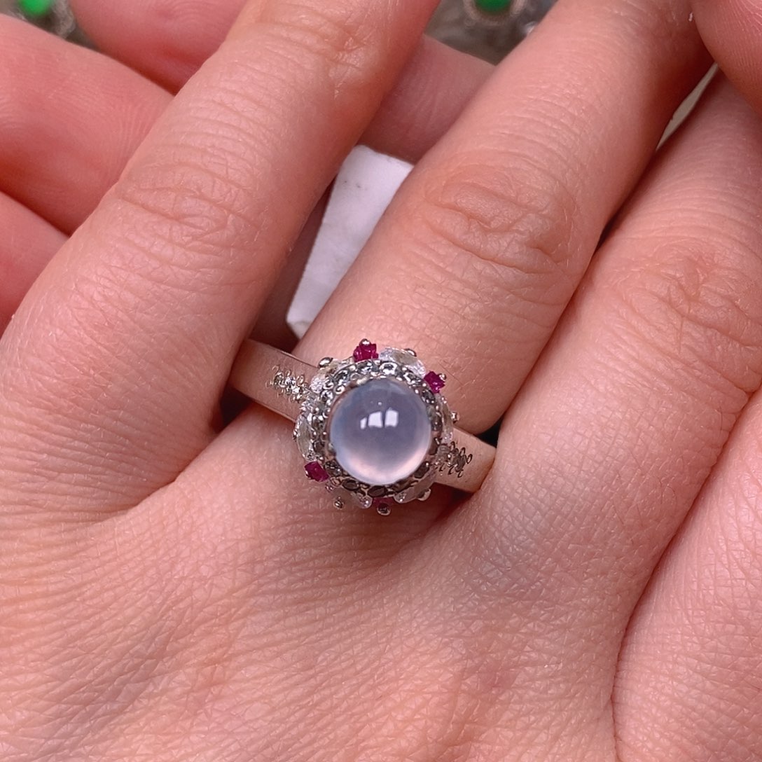 翡翠耳饰未镶嵌翡翠蛋面