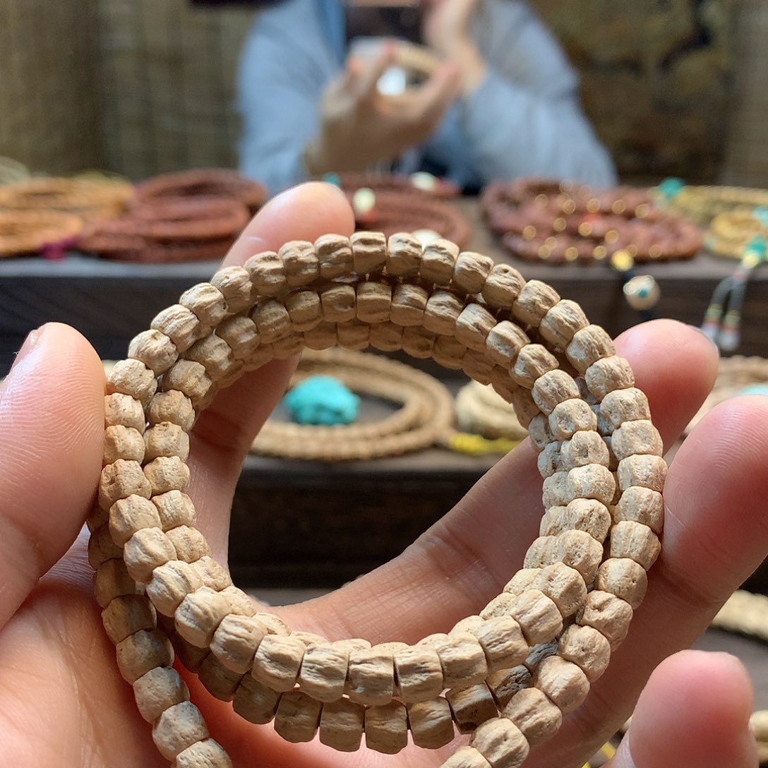柏香籽/百香籽吊坠粉皮方块龙脊多棱顺