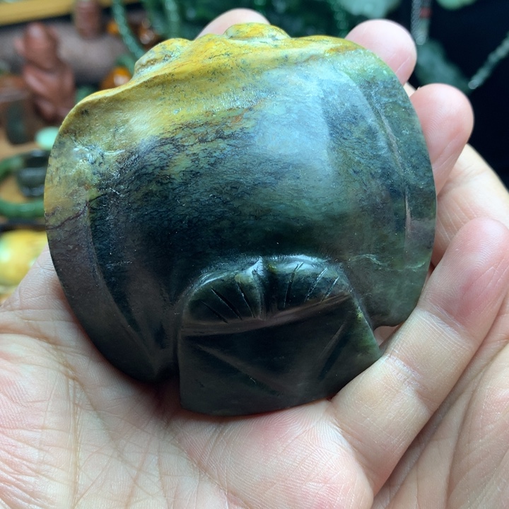 岫岩河磨玉（透闪石质玉）挂件未镶嵌【**】