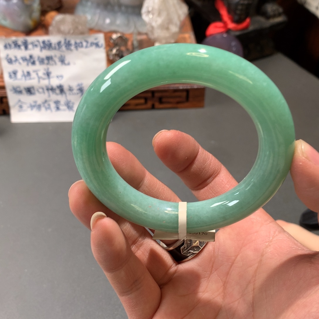 翡翠手镯未镶嵌55圆条