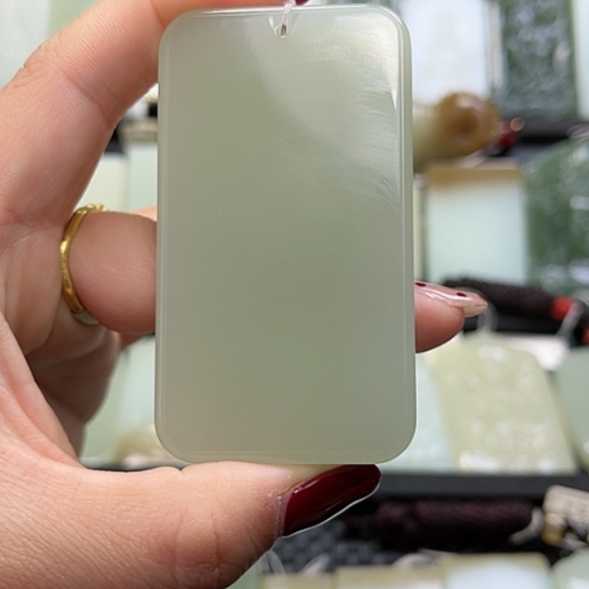 【闪购商品】和田玉（糖玉）颈饰未镶嵌岁***哥