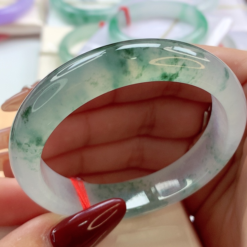 【闪购商品】翡翠手镯（贵妃镯）未镶嵌师妹