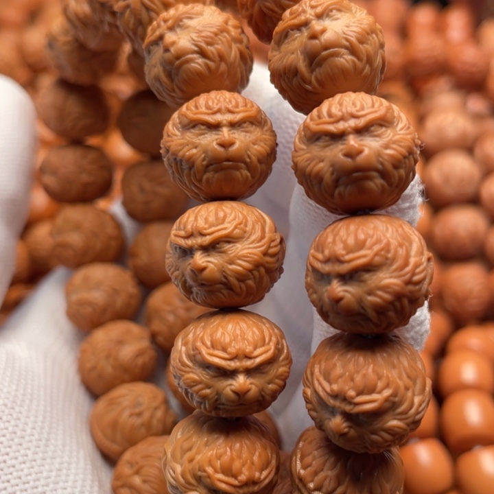 猴头核桃吊坠清****茶斗战胜佛