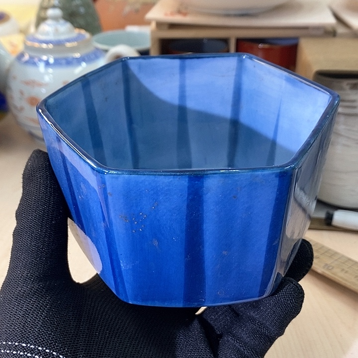 瓷片清*哈哈哈哈哈哈哈哈哈