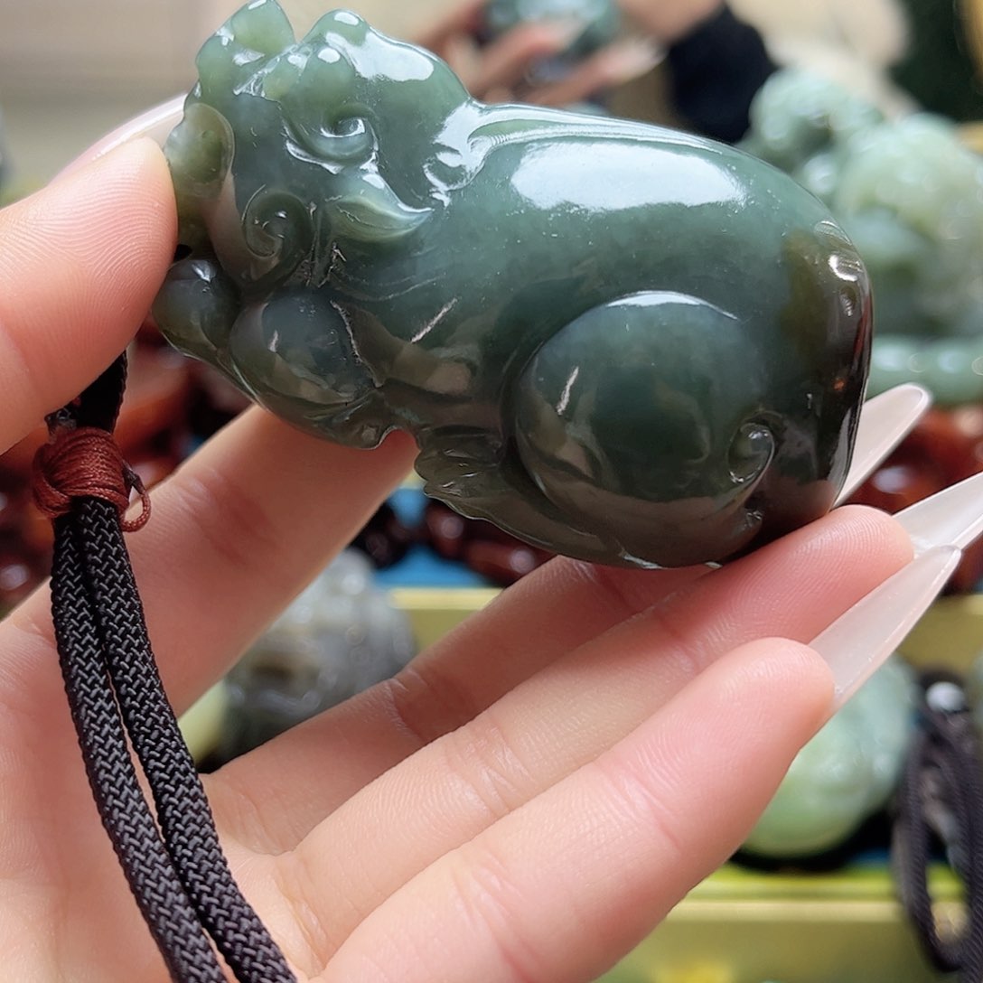 和田玉挂件未镶嵌