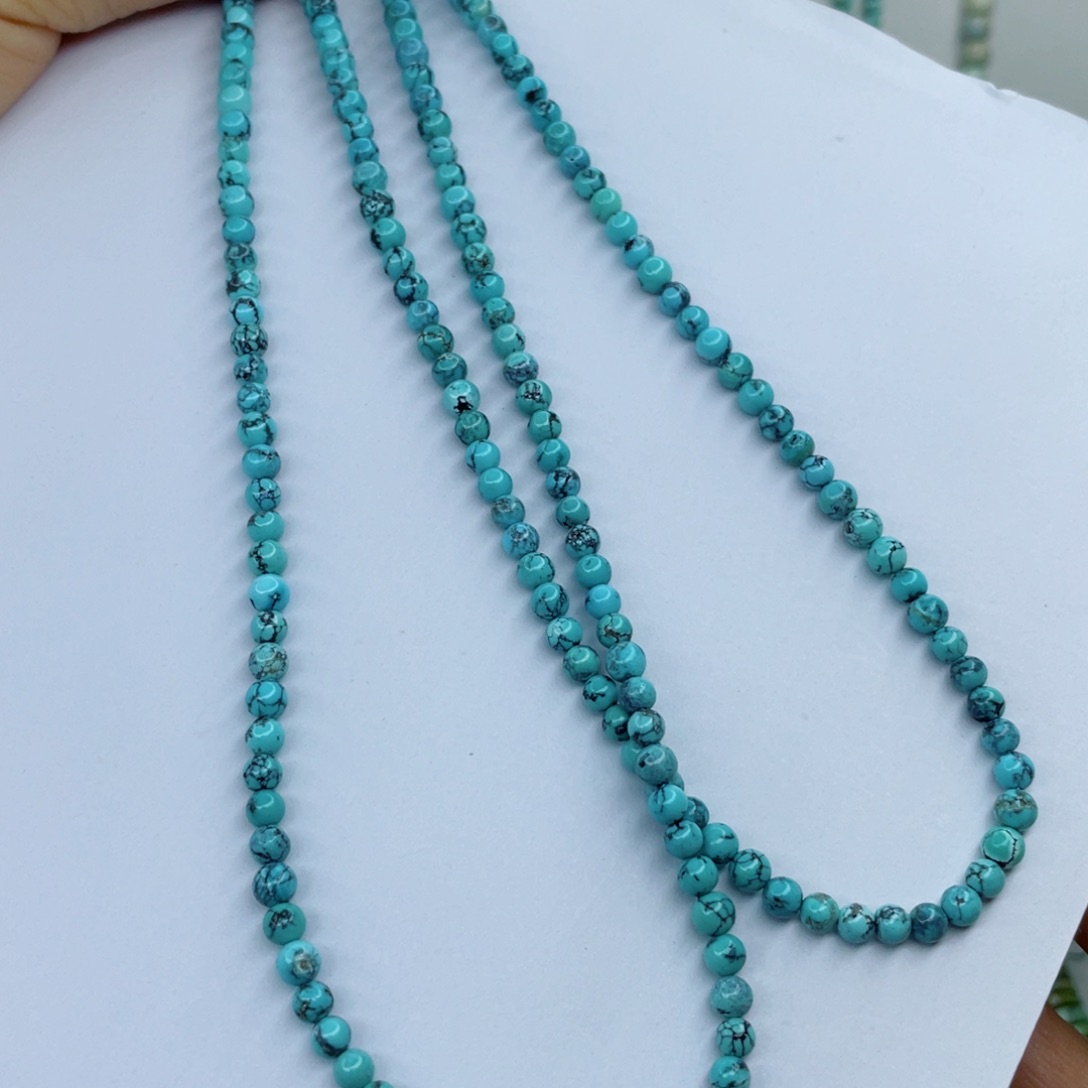 绿松石颈饰未镶嵌