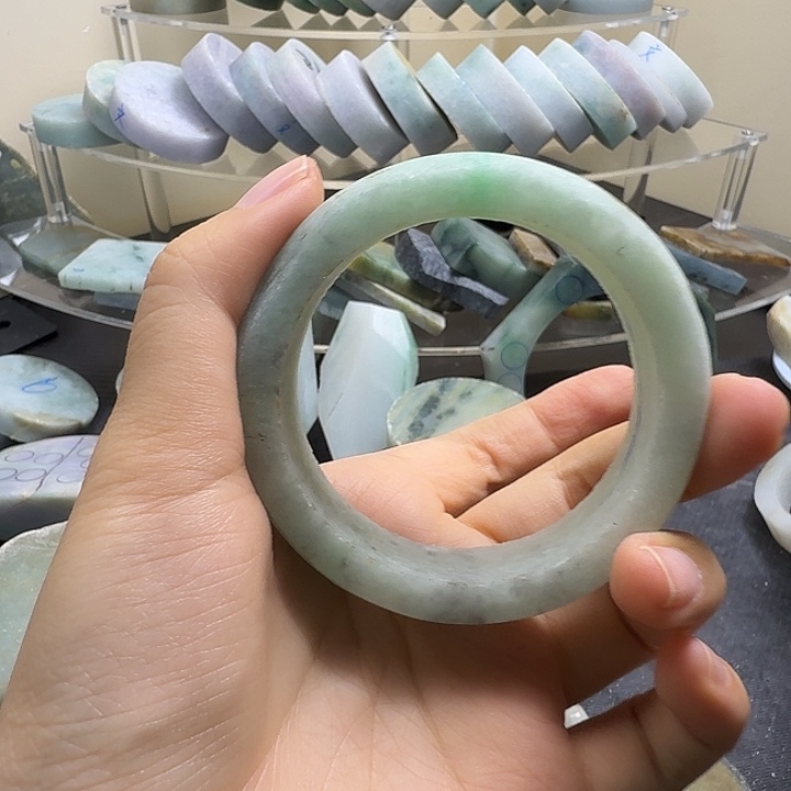 翡翠裸石缅甸翡翠