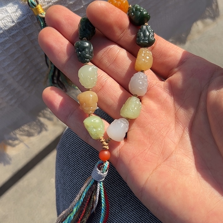 和田玉未镶嵌手链多宝貔貅手持