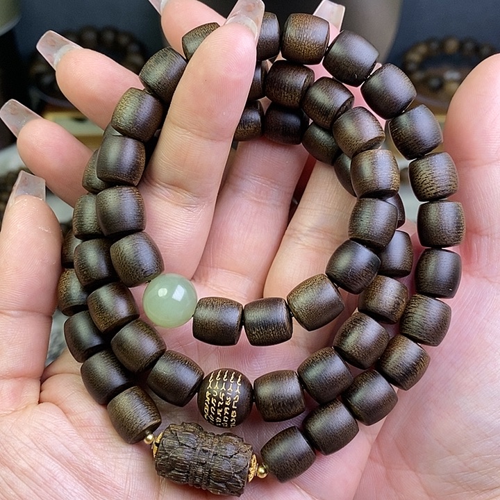 沉香手串坚****子越南芽庄白棋楠1.0设计款