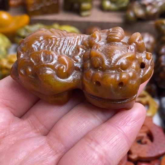 蛇纹石玉未镶嵌颈饰108