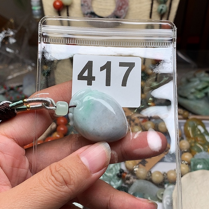 翡翠颈饰未镶嵌紫**主翡翠