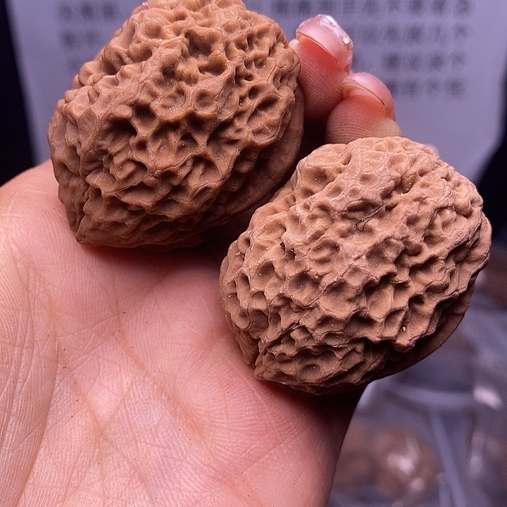 核桃云南野生铁核桃183号40mm