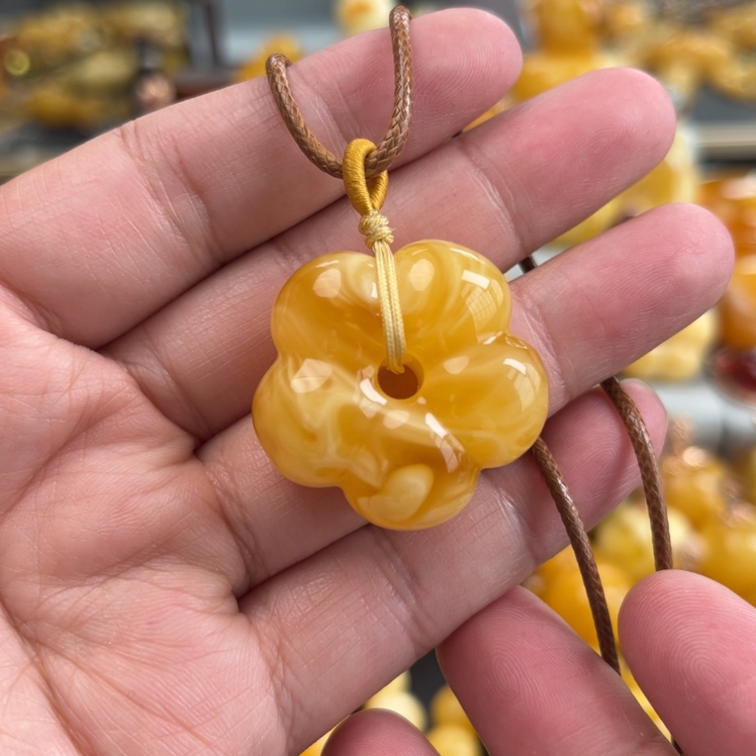 蜜蜡珠宝奇石未镶嵌大*?