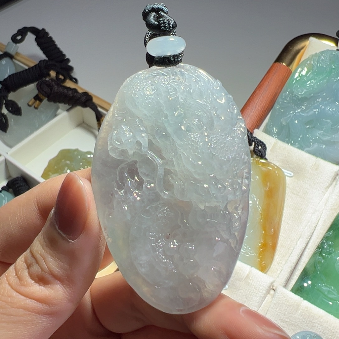 翡翠未镶嵌颈饰缅甸翡翠