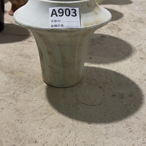 陶瓷哇塞小珑福利花瓶A903