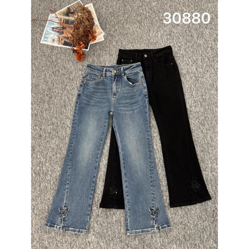 30880黑蓝两色烫钻蝴蝶百搭休闲牛仔微喇裤