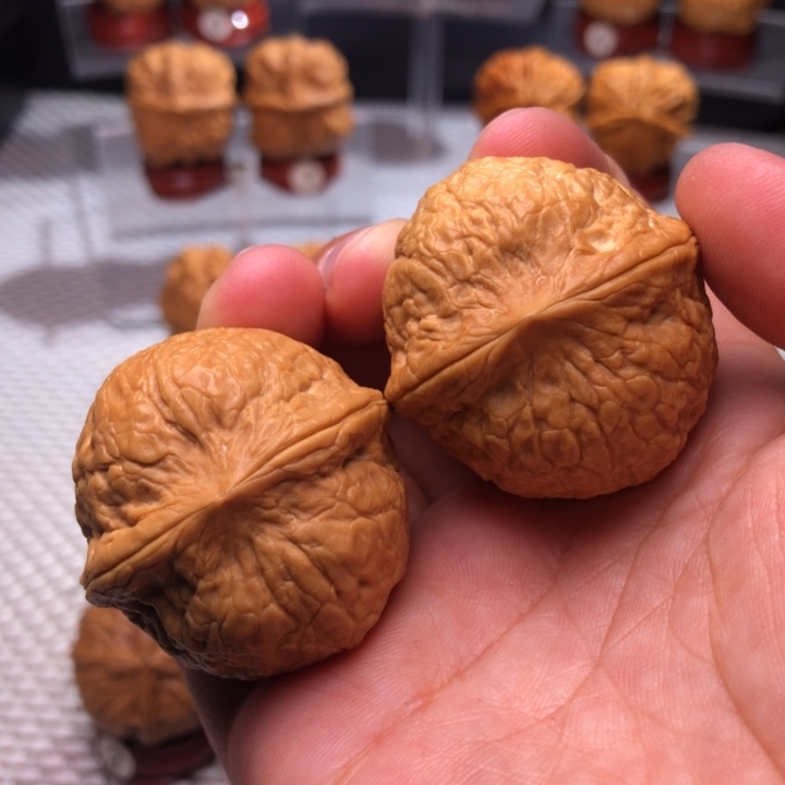 把件文玩核桃12蟒纹虎头
